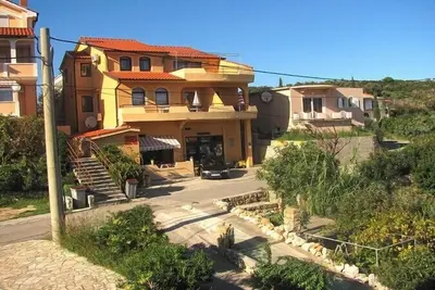 Image de Appartement Maja, (13475), Lopar, Croatia