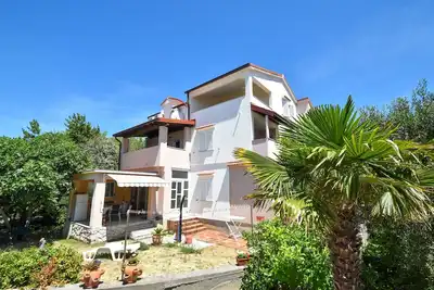 Image de Appartements Damir, (14322), Banjol, Croatia