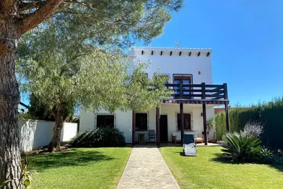 Image de Belle maison familiale unie. Avec jardin Ă 5 minutes Ă pied de la plage