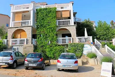 Image de Appartements Slavica, (12920), Omišalj, Croatia