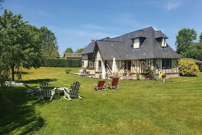 Image de Pressoir rénové - Sleeps 8 - 12 km Deauville\/Trouville\/Honfleur