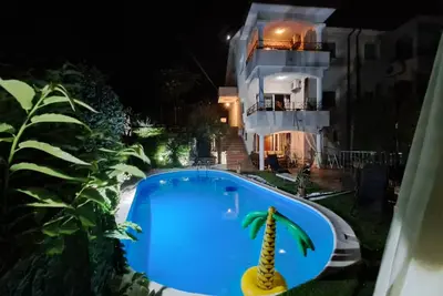 Image de Belle villa unique Emily avec vue imprenable sur la mer
