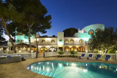 Image de Château de la Méditerranée - la plage