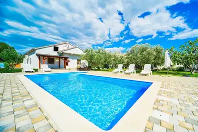Image de Appartements Ivan, (14195), Biograd, Croatia