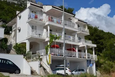 Appartements et chambres Dubravka, (10800), Pisak, Croatia