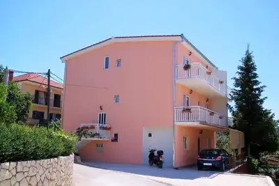Appartements Perka, (9460), Okrug Gornji, Croatia