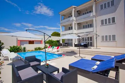 Image de Appartements Marija, (12885), Banjol, Croatia