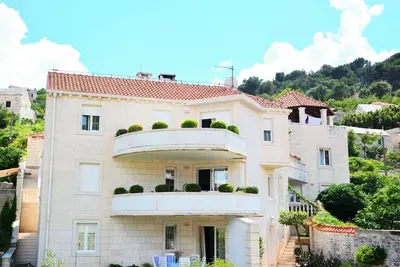 Image de Appartements Tonka, (15098), Pućišća, Croatia
