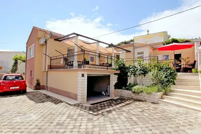 Image de Appartements Jozo, (15068), Trogir, Croatia