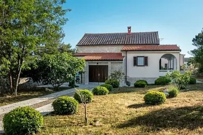 Image de Appartements Đurđica, (15438), Vir, Croatia