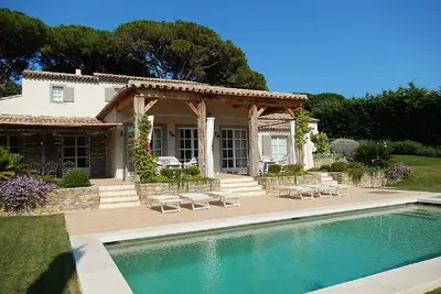 Image de Tres Belle Villa Proche Des Plages Et Du Centre De Saint-Tropez