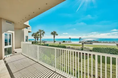 Image de Empress 201 ~ 3br / 3ba Ocean View Nouveau - Promotions d'automne! 7 nuits min.