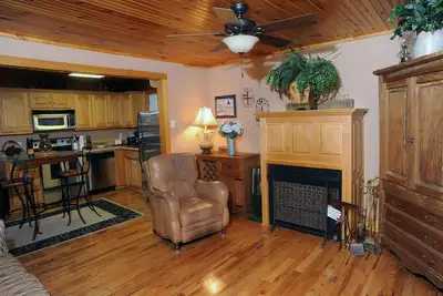 Image de Cool 4800 ft. CANAPÉ Sleeps 8 Plus