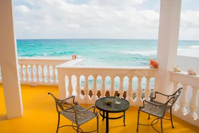 Image de Villa Elena en front de mer au rez-de-chauss��e