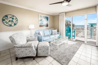 Image de Direct Beach View, accès facile à la piscine et à la plage, récemment rénové, Bch Svc - gd114