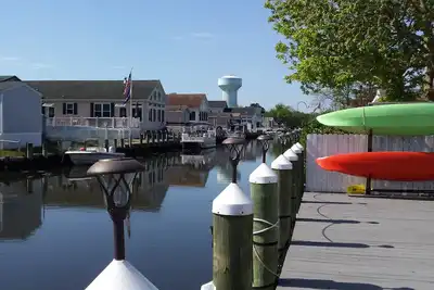 Image de Canal au bord de l'eau, magnifique maison rénovée, à Swann Keys, idéal pour les familles