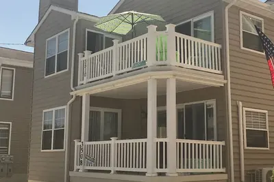 Image de Spacieux bain 4br / 2, bloc de plage dans le meilleur emplacement à Ocean City