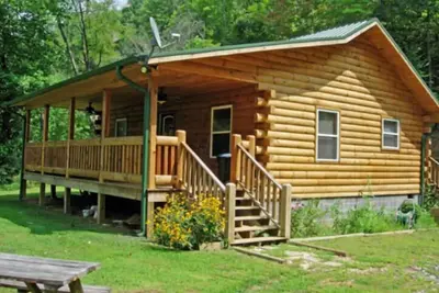 Connexion Location de cabine w / bain à remous, Vues près Harrahs Casino, Cherokee et Bryson City Nc
