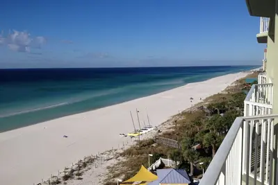 Image de Luxe ultime au Boardwalk Resort, 1b avec lits superposés, vue sur le golfe à 180 degrés