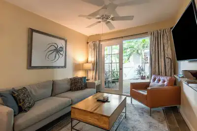 Image de Villa Mer à Shipyard Condominiums