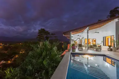 Image de Un morceau privé de luxe de 3 chambres à coucher au coeur de Manuel Antonio