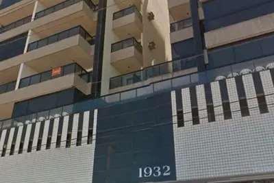 Image de Appartement de 2 chambres avec suite et 2 places de parking, dans le centre commercial Praia Center
