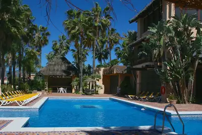 Superbe Villa Marbella De 4 Chambres Avec Piscine À 25m