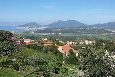 Image de Gîte à 15 minutes d'Ajaccio Porticcio. Piscine Non disponible en Aout