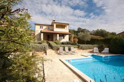 Image de Villa Sofia: piscine privée, jardin arboré, vue sur la mer