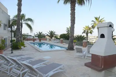 Image de Villa Apartments in a Spectacular location near to everything!