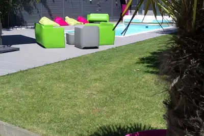 Image de Maison Bauloise, Piscine Chauffee, 600 m plage, impasse, quartier grands hôtels
