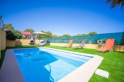 Image de Maison familiale de plages amicales, l'eau transparente.