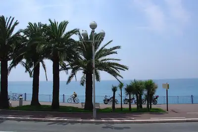 Image de Superbe appartement, Vue sur la mer, Vieux Nice.