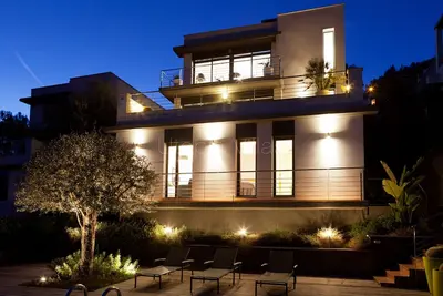 Image de Villa moderne de luxe et exclusive près de Sitges.