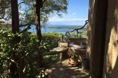 Image de Villa d'architecte, des vues spectaculaires sur la mer, piscine