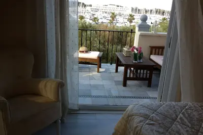 Image de Appartement avec wifi Idéal pour les familles à Puerto Deportivo avec WiFi
