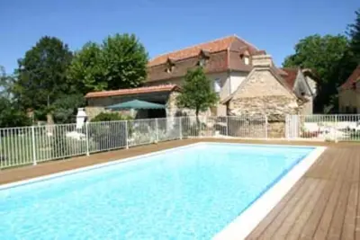 Image de Maison de caractère avec piscine