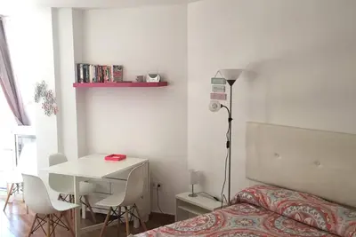 Image de Offre Septembre Nouvelle ÉTUDE Moderne. A. , Tv Sat. Internet. Pla 100mt