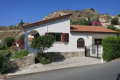 Image de Belle villa avec vue panoramique jusqu'à la mer Méditerranée