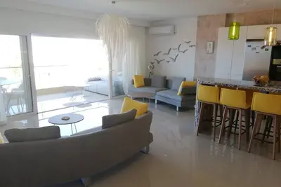 Image de Appartement W, nouvel appartement moderne et branché avec vue sur la mer