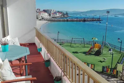 Image de Vues Ă la mer! Devant la plage 5 km de Sanxenxo. Wifi gratuit