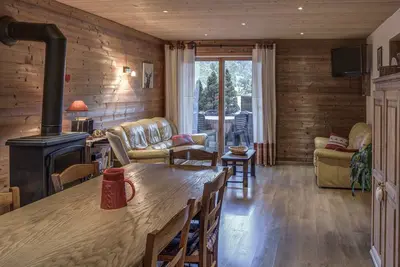 Image de Appartement dans chalet Ă moins de 5 mn de la Clusaz