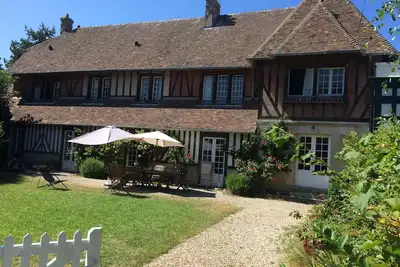 Image de Deauville: large family house 300m from the beach, sleeps 14
