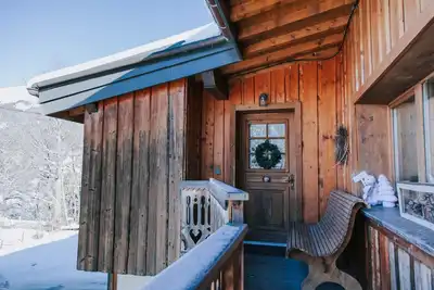 Image de Appartement dans chalet 10\/12 pers, à proximité centre et piste de ski