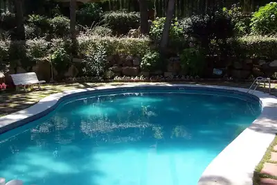Image de Villa avec jardin, piscine, parking, satellite, Wifi, à 10 minutes à pied de la plage