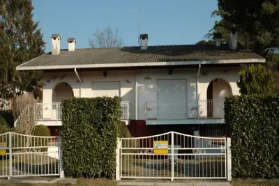 Image de Villa avec jardin privé idéale pour les enfants