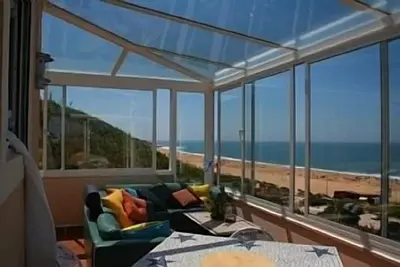 Image de House with Wide 180 Degree View over the Sea Natural Reserve