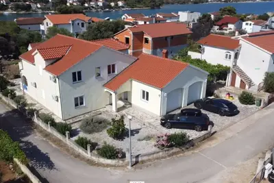 du privé: villa exclusive à usage exclusif, à 100m de la plage
