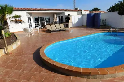 Traumchalet avec grande terrasse et piscine privée