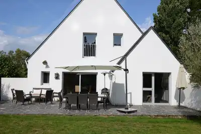 Image de Villa Trinité-sur-Mer. 12 pers. Maison familiale. Port à pied. Formules Régates